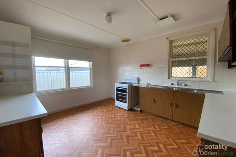 Property photo of 16 Higgins Street Wangaratta VIC 3677
