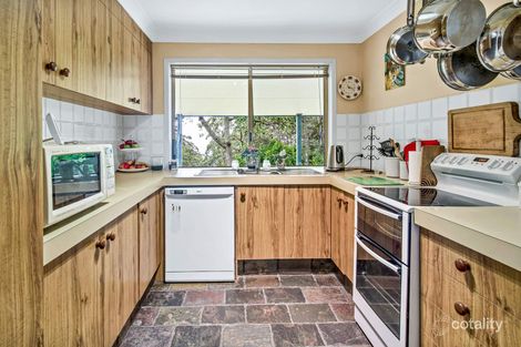 Property photo of 175 North Road Lower Beechmont QLD 4211