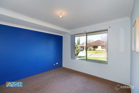 Property photo of 12 Fortescue Bend Gosnells WA 6110