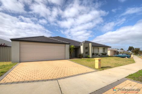 Property photo of 10 Kendal Turn Alkimos WA 6038