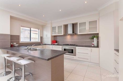 Property photo of 23 Dalwhinnie Crescent Craigieburn VIC 3064