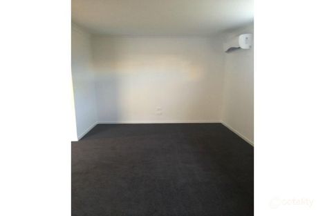Property photo of 16 Wedgewood Drive Pakenham VIC 3810