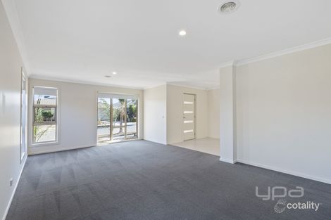 Property photo of 6 Winona Circuit Tarneit VIC 3029