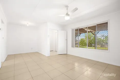 Property photo of 20 Flinders Crescent Dampier WA 6713
