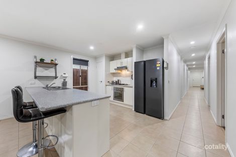 Property photo of 36 Webster Way Pakenham VIC 3810