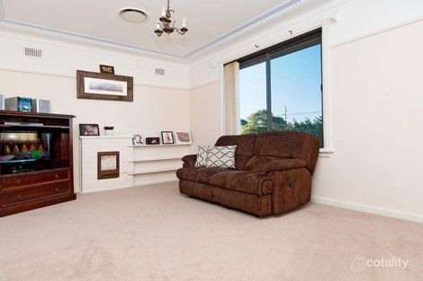 Property photo of 6 Maroa Crescent Allambie Heights NSW 2100