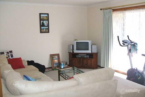 Property photo of 5 Heron Place Estella NSW 2650