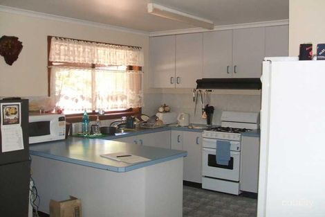 Property photo of 5 Heron Place Estella NSW 2650