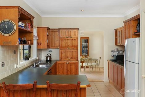 Property photo of 6 Finch Place Point Clare NSW 2250