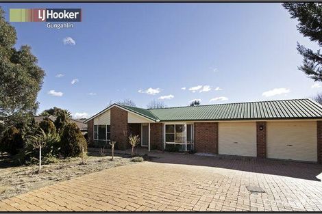 Property photo of 35 Macedon Crescent Palmerston ACT 2913