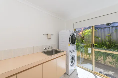 Property photo of 33 Osborne Place Stirling WA 6021