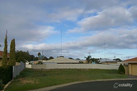 7 Raglan St, Carey Park, WA 6230