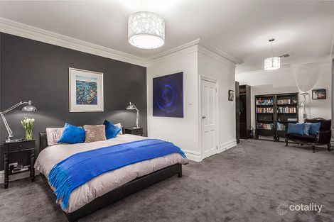 Property photo of 10 Hurtle Street Ascot Vale VIC 3032