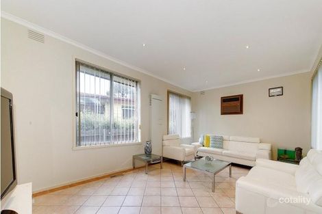 Property photo of 4 Elm Court Coolaroo VIC 3048