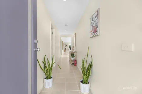 Property photo of 51 Macquarie Drive Wyndham Vale VIC 3024