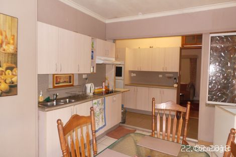 Property photo of 10 Oxide Street Miles End QLD 4825