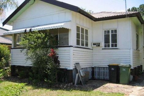 4 Rogers Rd, Clontarf, QLD 4019