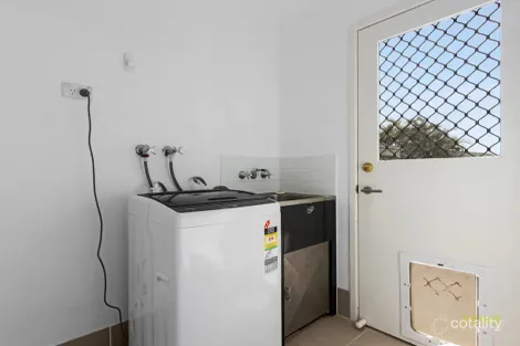 Property photo of 19 Earl St Vincent Circuit Eli Waters QLD 4655