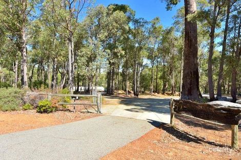 98 Country Rd, Gidgegannup, WA 6083