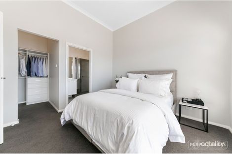 Property photo of 40 Flagship Ridge Jordan Springs NSW 2747