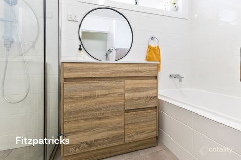 Property photo of 104 Meadow Street Kooringal NSW 2650