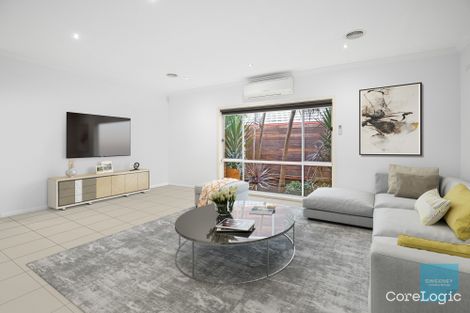 Property photo of 36 Clarendon Wynd Caroline Springs VIC 3023