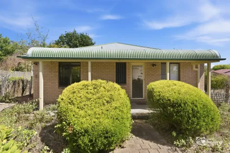 2/4 Kilkenny Cl, Armidale, NSW 2350