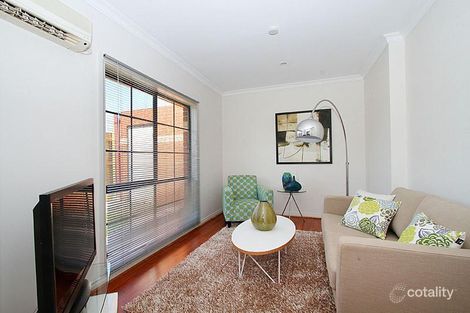 Property photo of 3/10 Allenby Avenue Reservoir VIC 3073