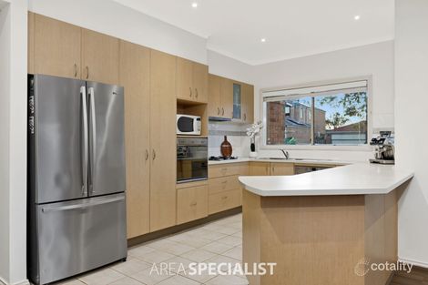 Property photo of 8 Figtree Walk Lyndhurst VIC 3975