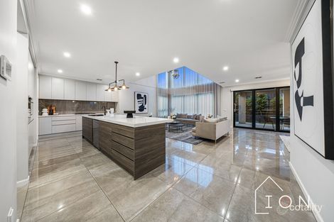 Property photo of 90 Bernly Boulevard Berwick VIC 3806