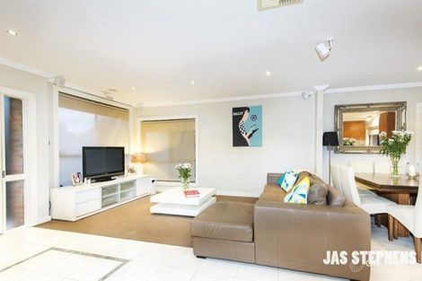 Property photo of 61 Primula Avenue Brooklyn VIC 3012