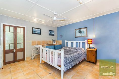 Property photo of 8 Sussex Street Hyde Park QLD 4812