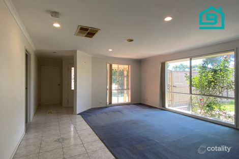 Property photo of 20 Charles Conder Place Berwick VIC 3806