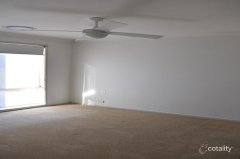 Property photo of 18 Outram Place Currans Hill NSW 2567