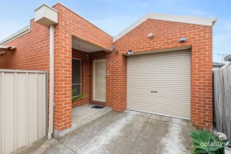 2/10 Camdale Pde, St Albans, VIC 3021