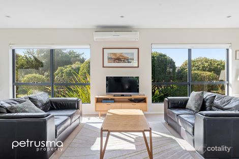 Property photo of 27 Talune Street Lindisfarne TAS 7015