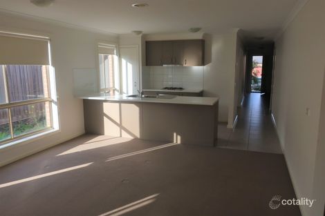 Property photo of 118 Allumba Way Wollert VIC 3750
