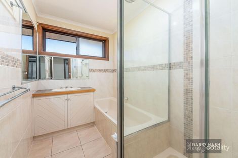 Property photo of 68 Hulme Drive Wangaratta VIC 3677