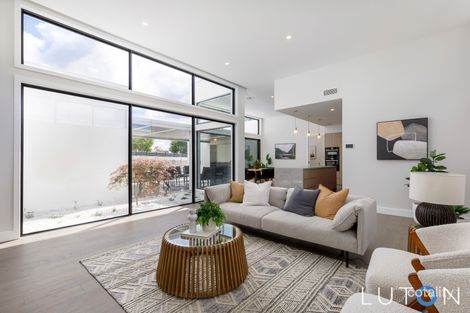 Property photo of 6 Willcock Place Curtin ACT 2605