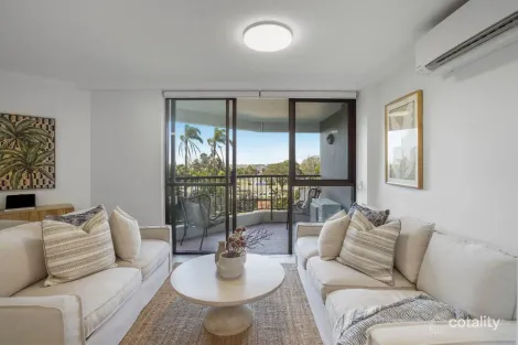 2/114-116 Marine Pde, Southport, QLD 4215