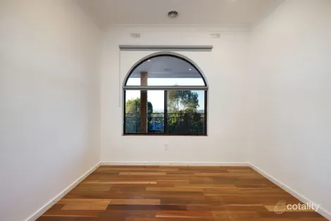 Property photo of 16 Beard Crescent Wodonga VIC 3690