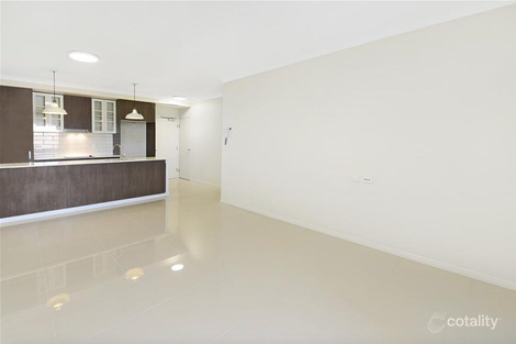 Property photo of 304/8 Waverley Street Southport QLD 4215