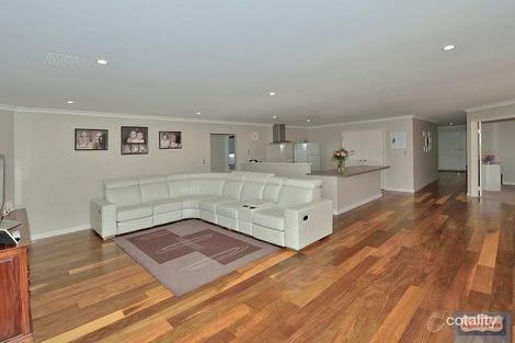 Property photo of 17 Placid Bend South Yunderup WA 6208
