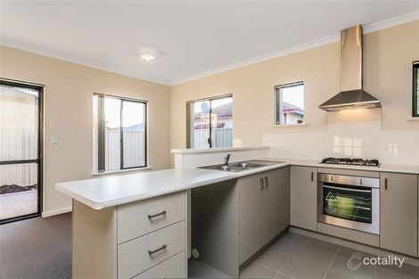 Property photo of 17A Chapman Road St James WA 6102