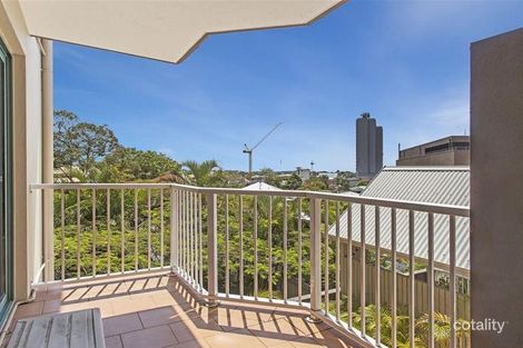 Property photo of 24/51 Leopard Street Kangaroo Point QLD 4169