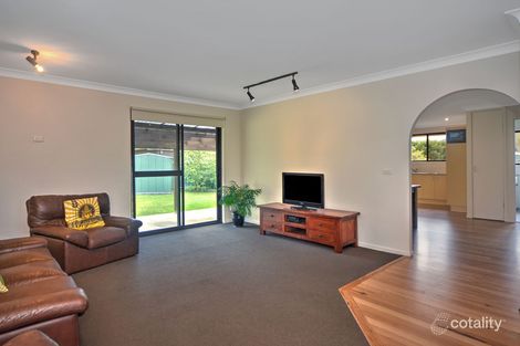 Property photo of 4 Alverstoke Close Bomaderry NSW 2541