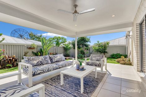 Property photo of 14 Hillside Circuit Chermside West QLD 4032
