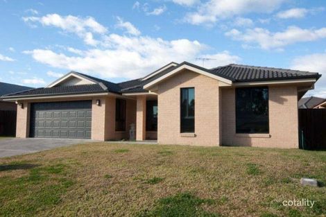Property photo of 15 Wilkinson Boulevard Hunterview NSW 2330