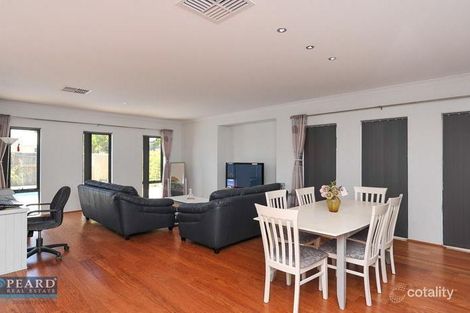 Property photo of 7 Trinity Close Canning Vale WA 6155