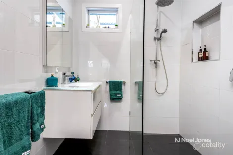 Property photo of 11 Packham Street Box Hill North VIC 3129